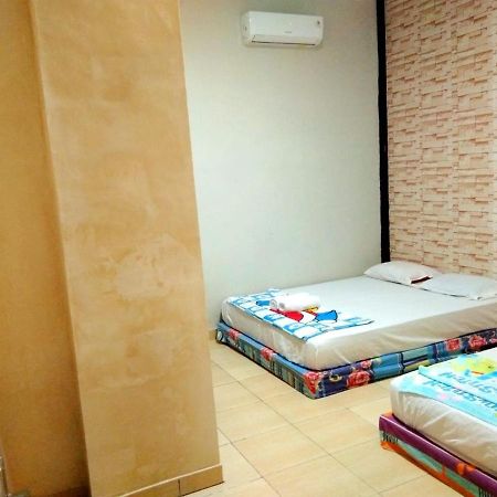 Bunar Tunggal Villa N Resto Anyer Exteriör bild