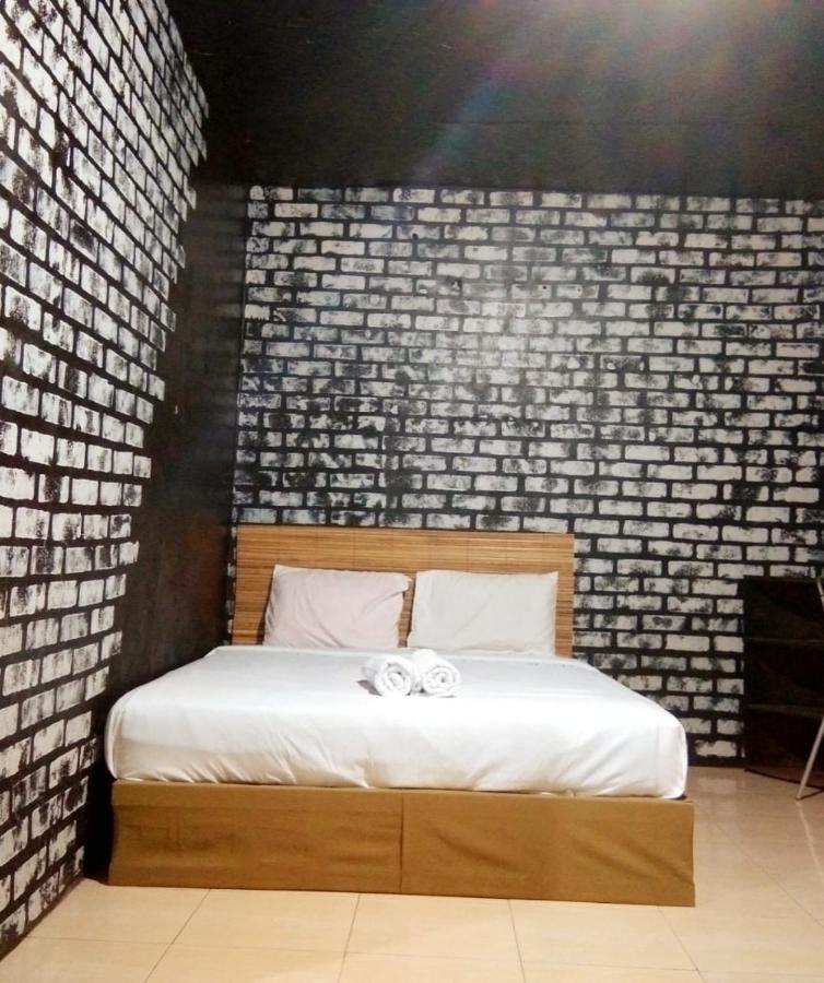 Bunar Tunggal Villa N Resto Anyer Exteriör bild
