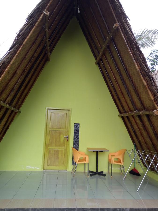 Bunar Tunggal Villa N Resto Anyer Exteriör bild