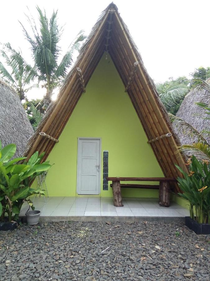 Bunar Tunggal Villa N Resto Anyer Rum bild